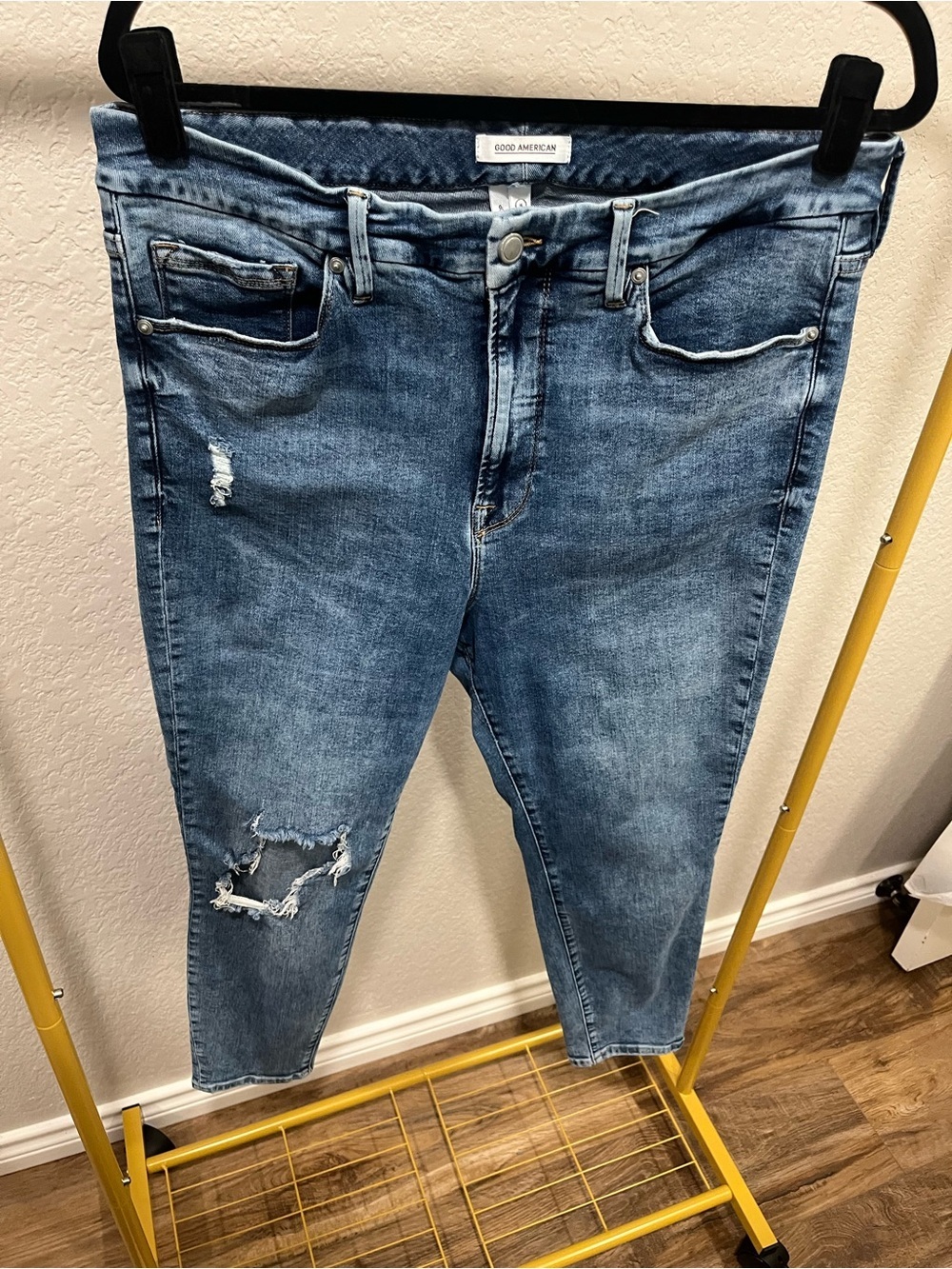 Good American Good Legs Crop Jeans Size 16 Distressed Skinny Blue Stretch